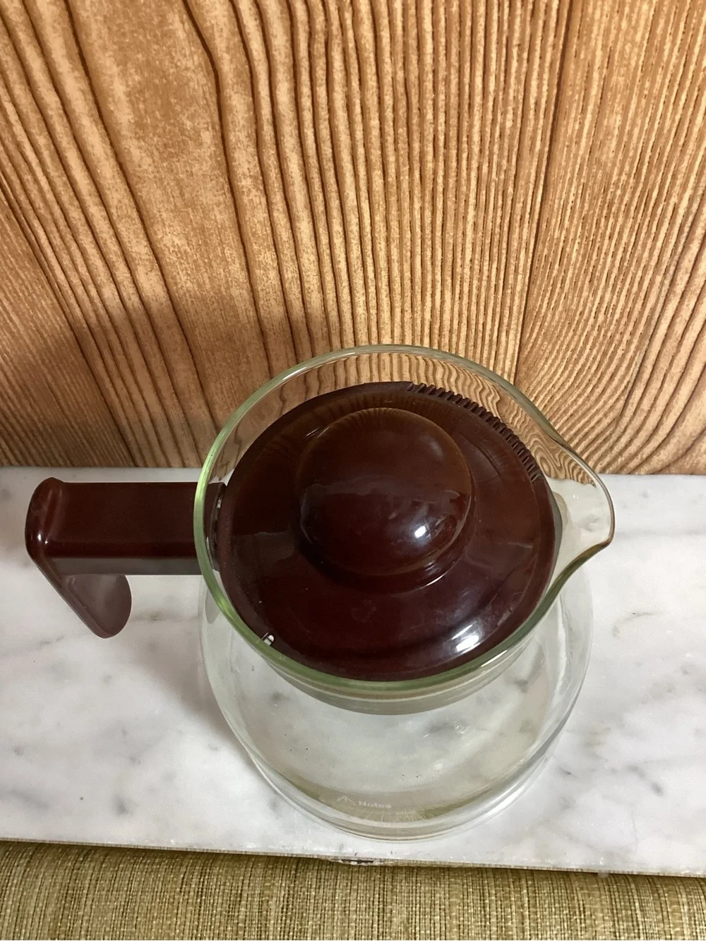 Melitta Glass Coffee/Tea Server with Dark Brown Handle and Lid